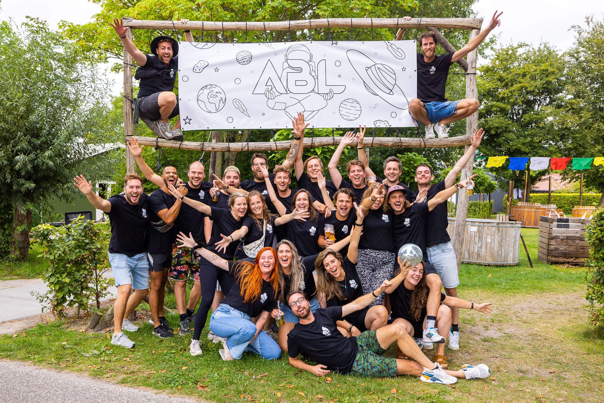 ABL Productions met de crew op het festival